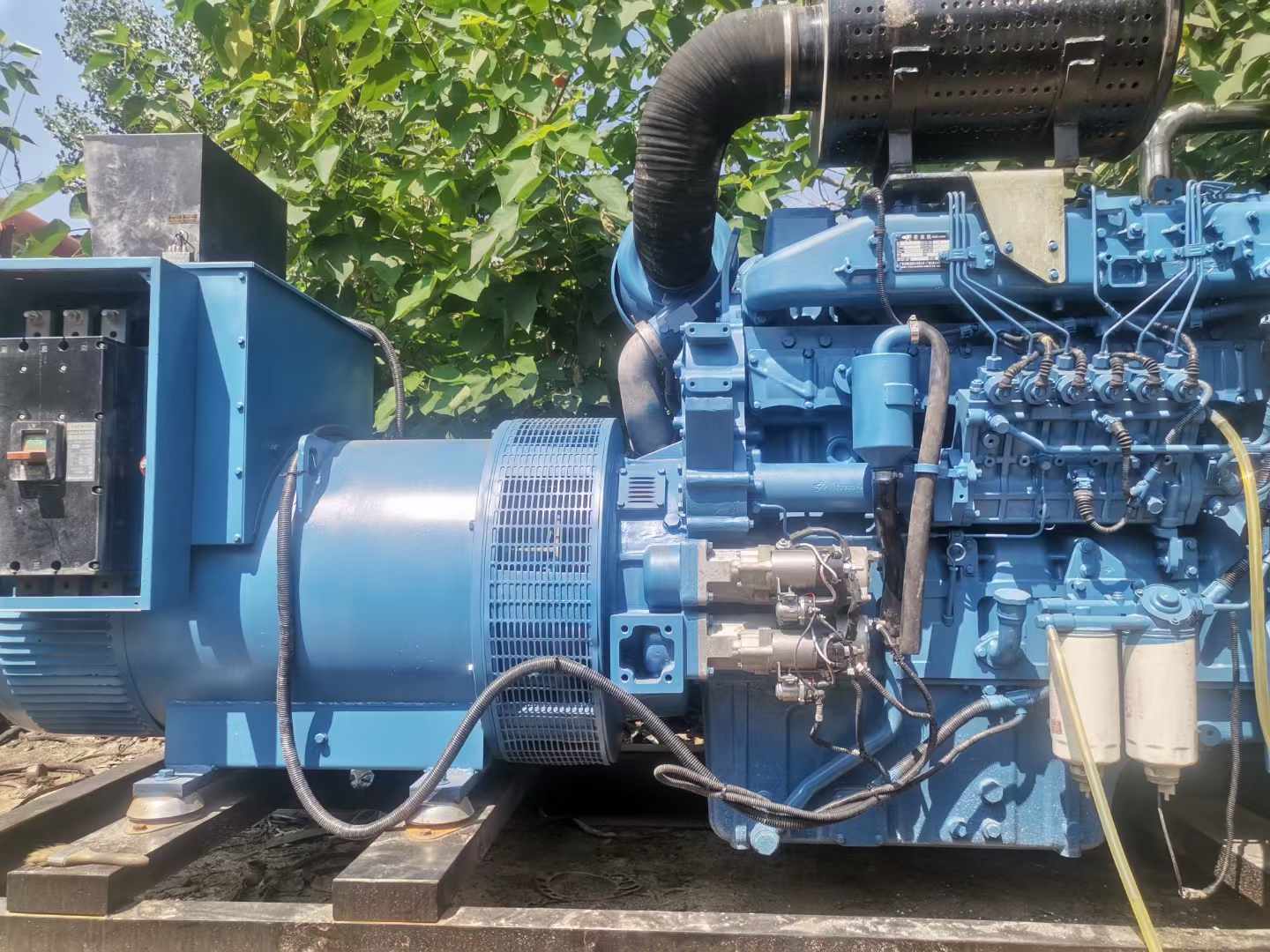 克孜勒苏柯尔克孜详细说明降低 800kW 柴油发电机输出电流波动的方法