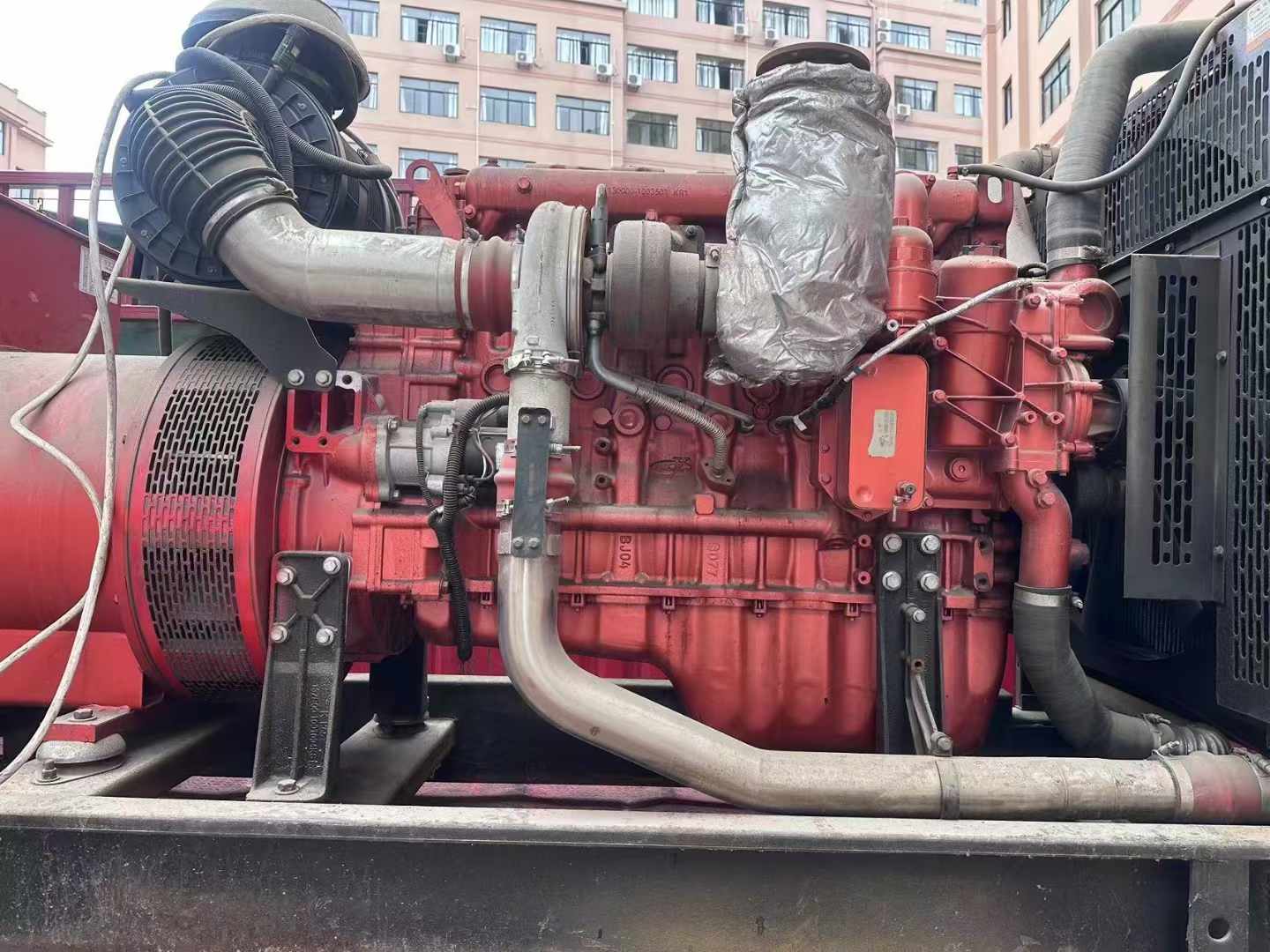 克孜勒苏柯尔克孜如何选择适合 600kW 柴油发电机组的过载保护器？